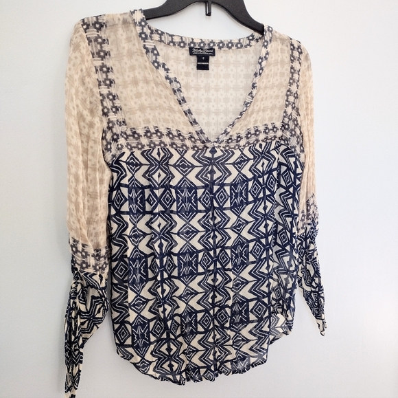 Lucky Brand Sheer Blue and Beige Top - Picture 4 of 5